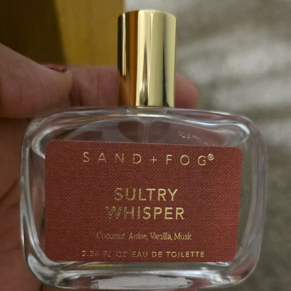 Sand + Fog Sultry Whisper Body Oil - Gold and Pink - Picture 3 of 4